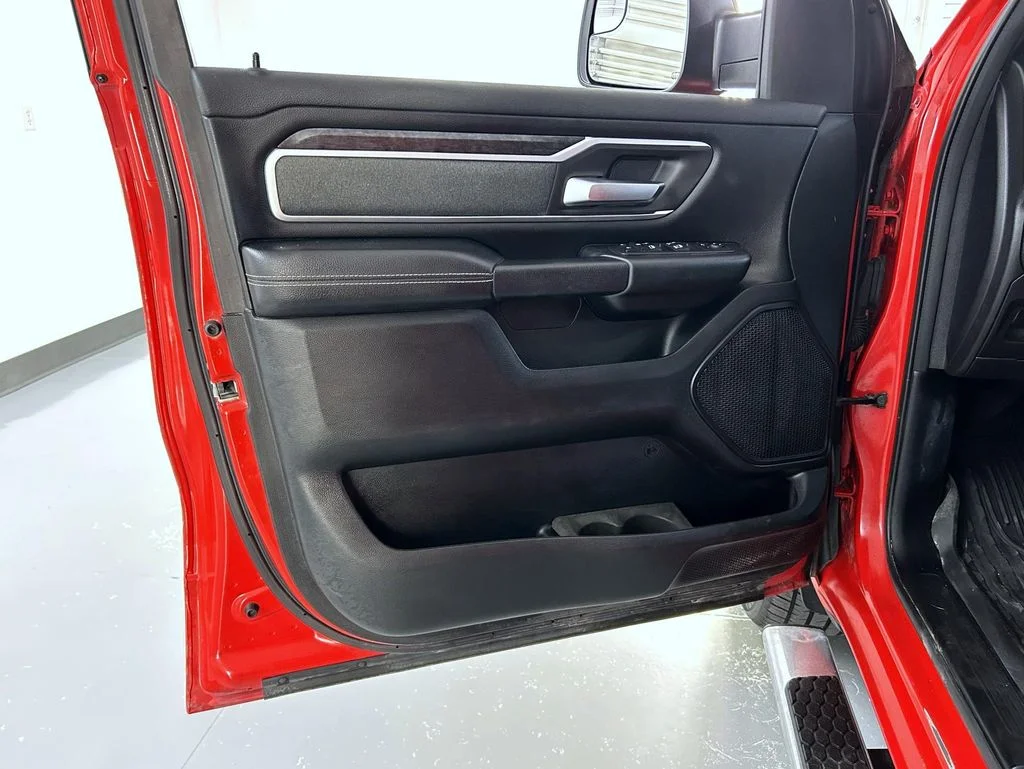 Used 2019 Red Ram Big Horn/Lone Star image 9