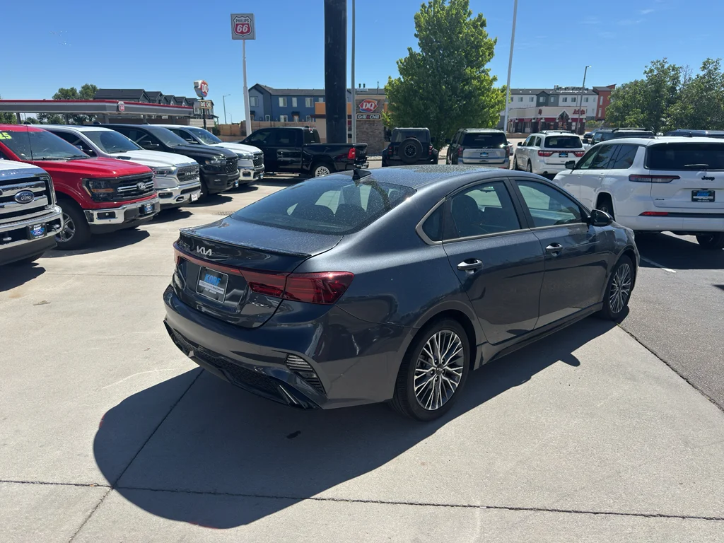 Used 2023 Gravity Gray Kia GT-Line image 5