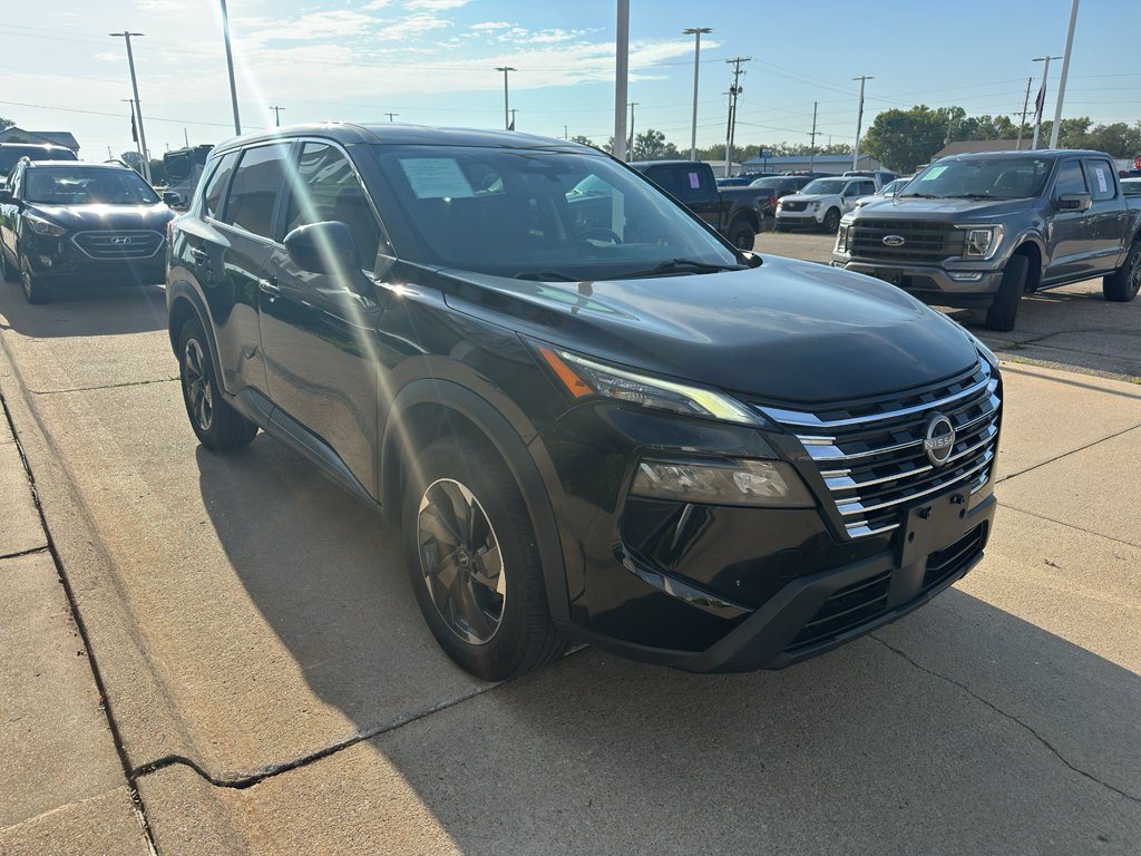 Used 2024 Super Black Nissan SV image 8