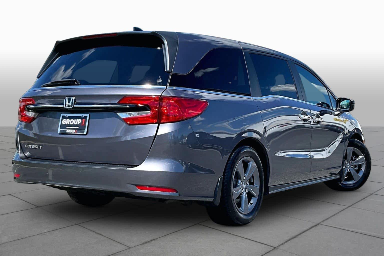 Used 2024 Modern Steel Metallic Honda EX image 13