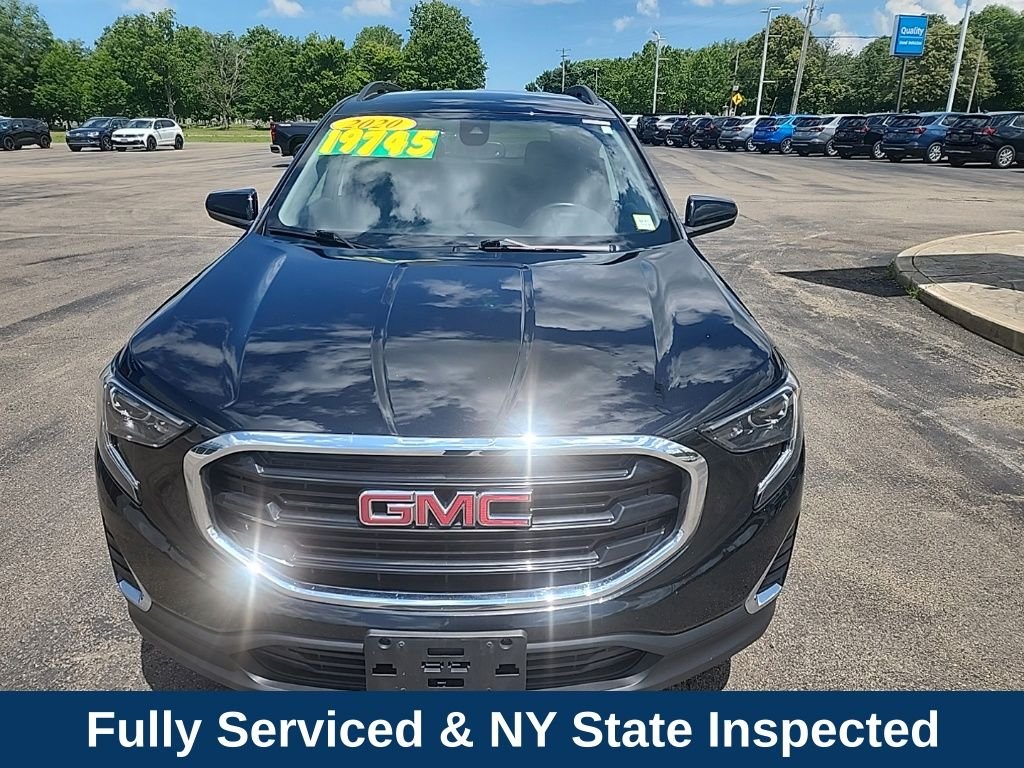 Used 2020 Black GMC SLE image 2