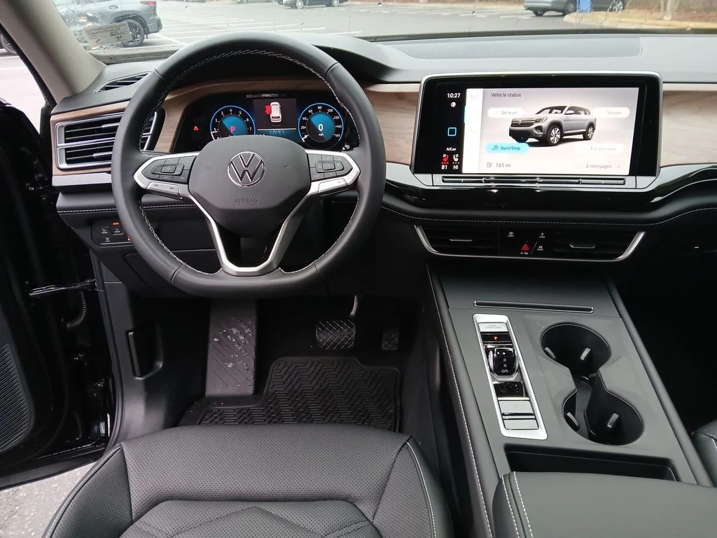 New 2026 Black Volkswagen 2.0T SE image 13