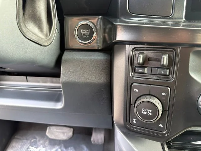 New 2026 Agate Black Metallic Ford F-250® Lariat® image 93