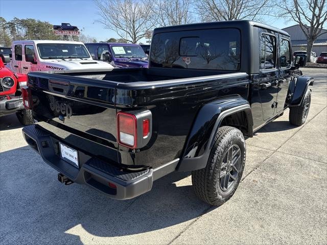 New 2026 Black Clear-Coat Exterior Paint Jeep Sport S image 7