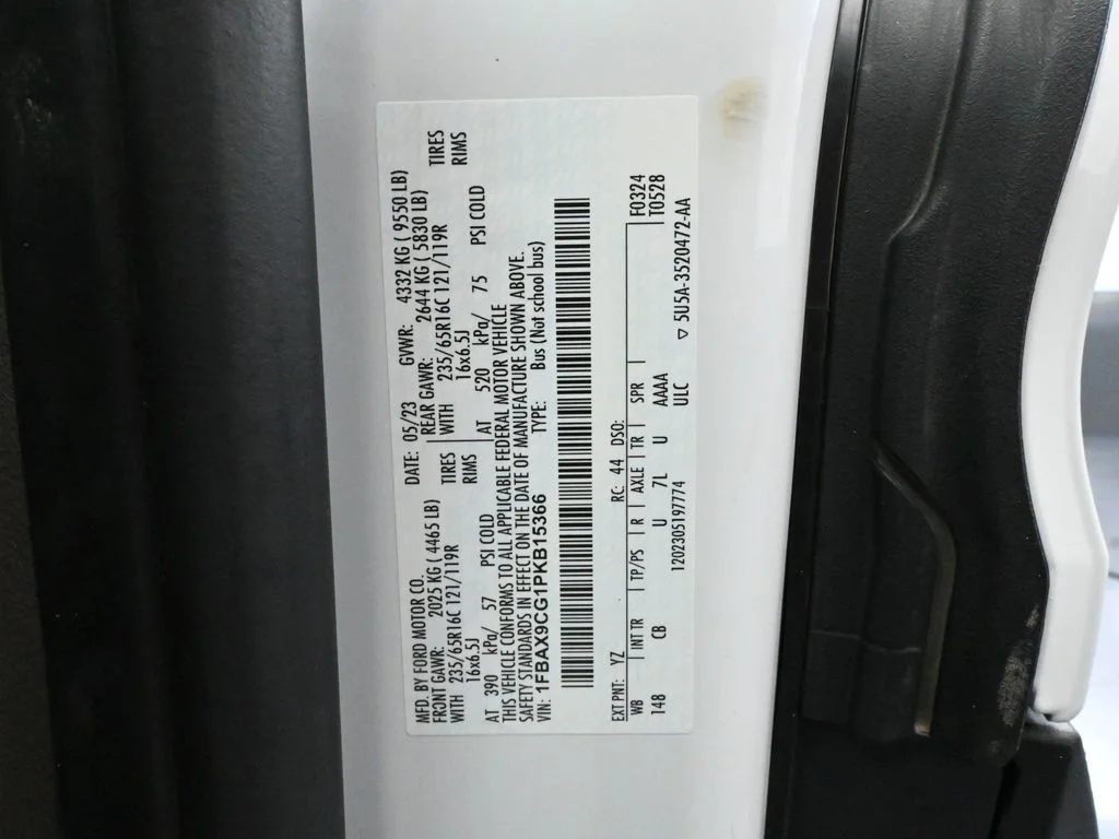 2023 Ford Transit Passenger Van XL - Photo 44