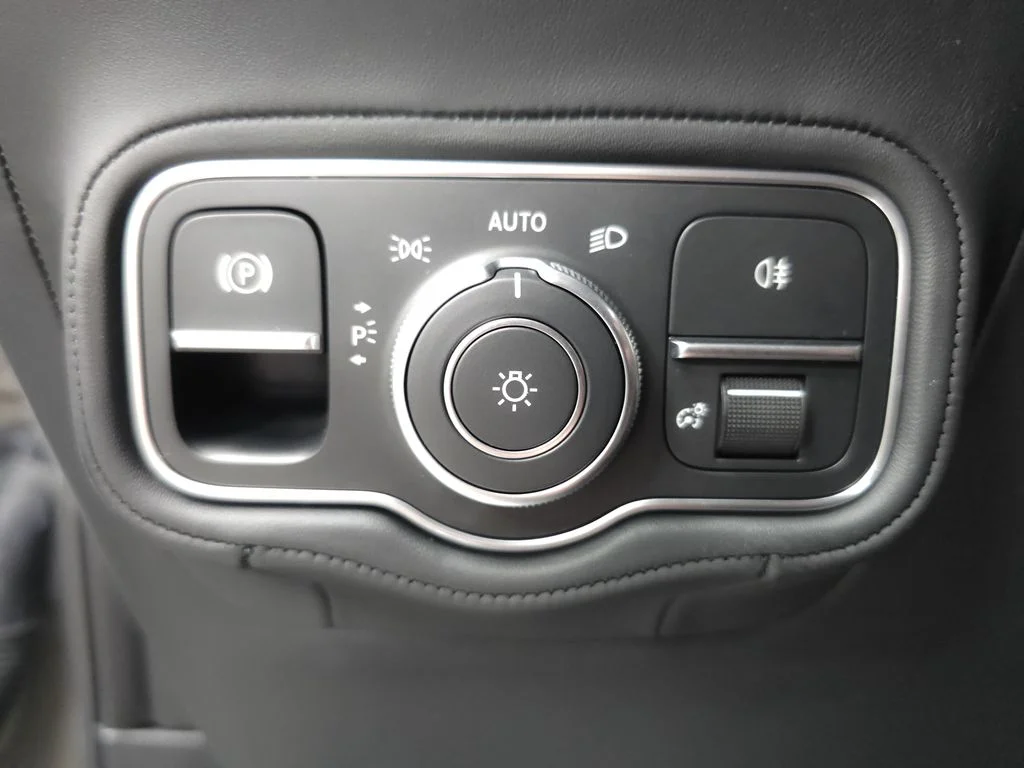 Used 2025 MANUFAKTUR Arabian Gray Mercedes-Benz G 580 image 10