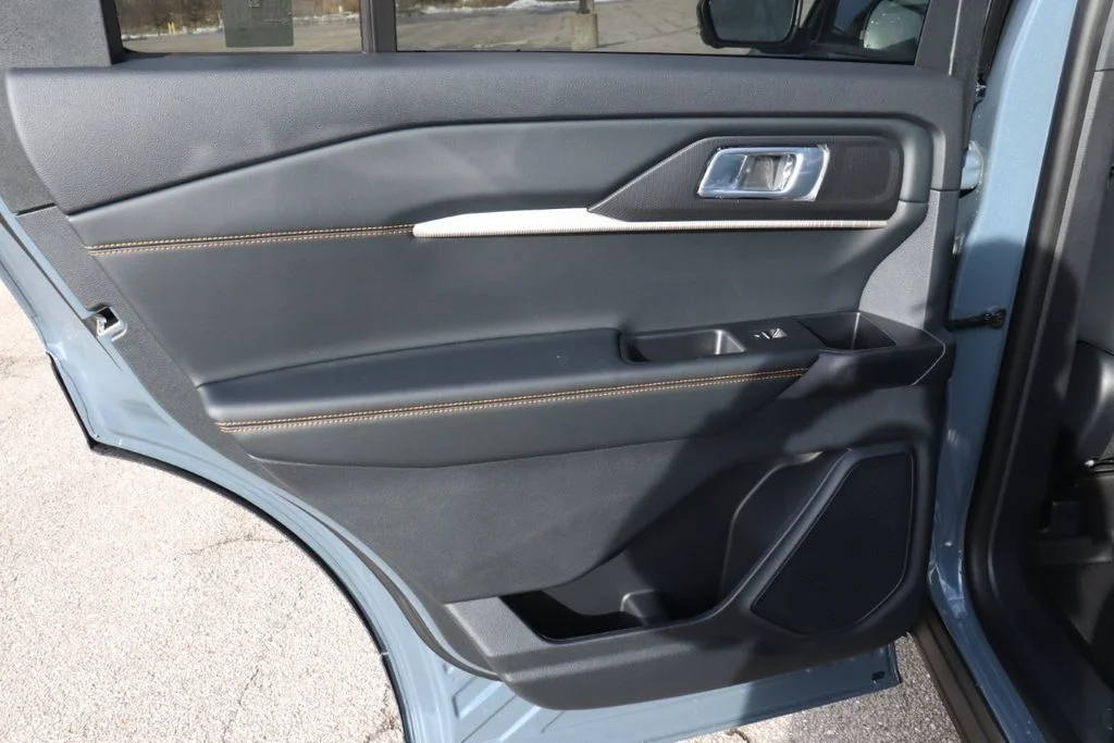 New 2026 Vapor Blue Metallic Ford Tremor® image 41