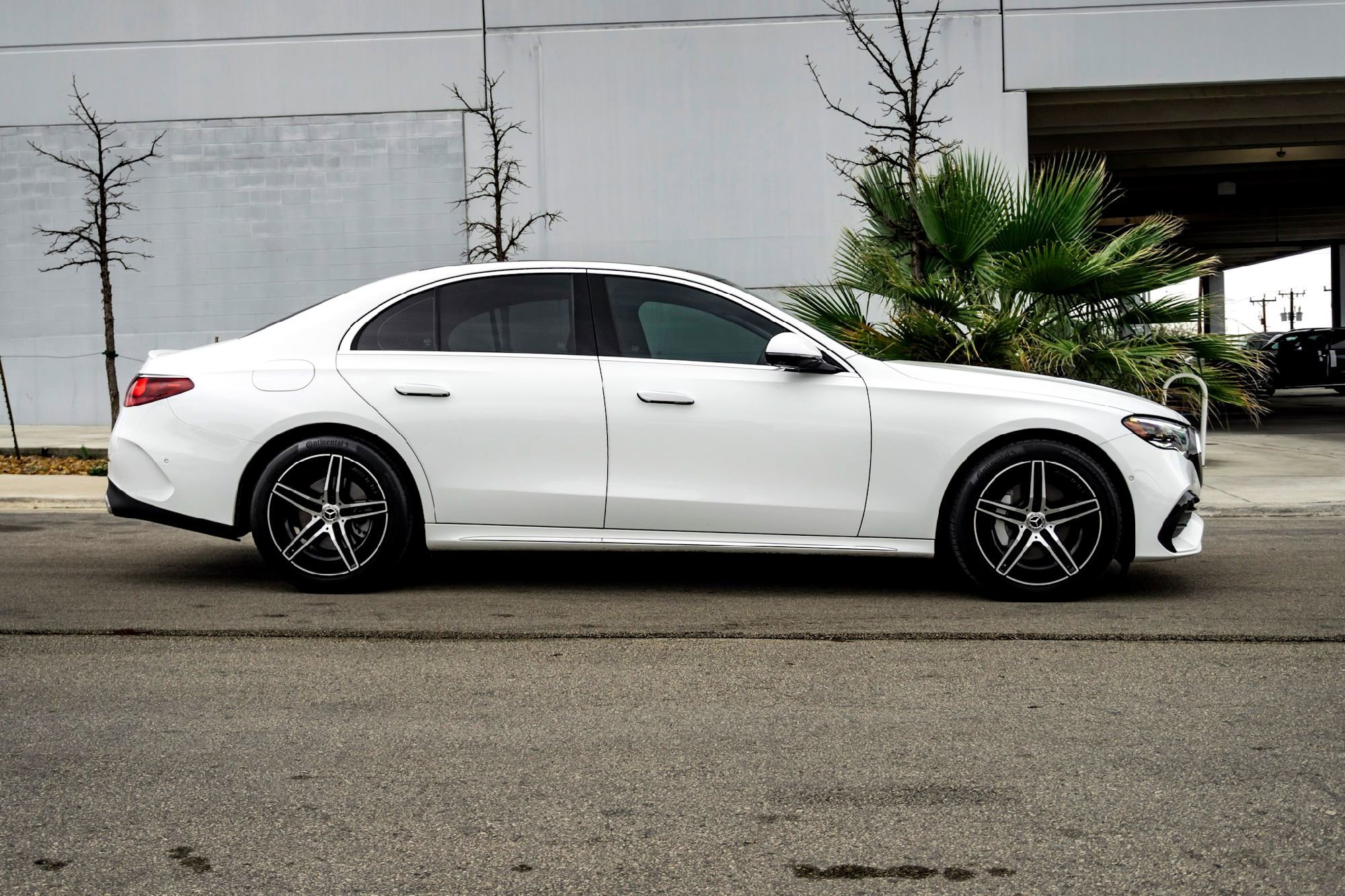 Certified Used 2025 Polar White Mercedes-Benz E 350 image 4