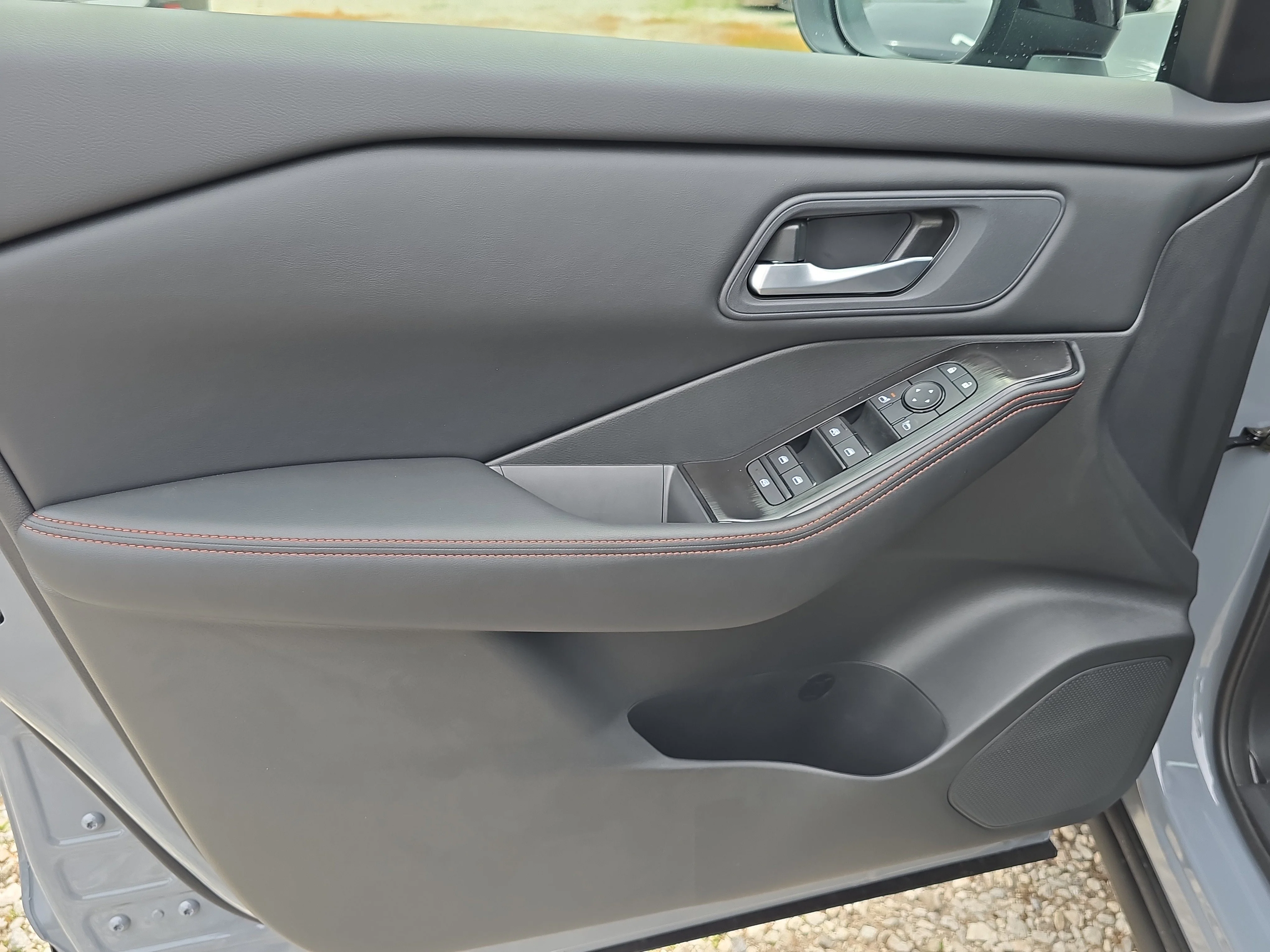 New 2026 Boulder Gray Pearl Nissan Rock Creek® image 18