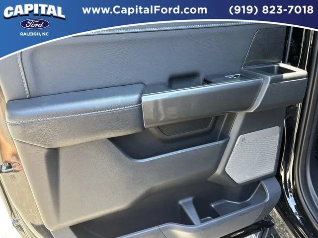 Used 2023 Black Ford XLT image 17
