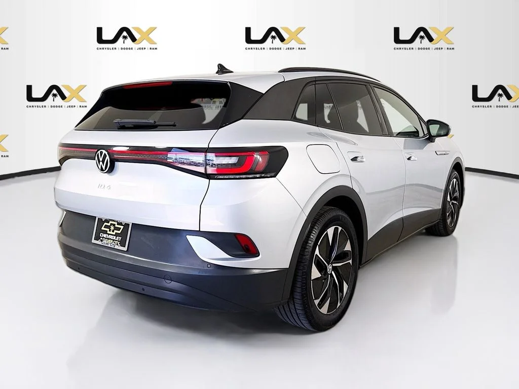 Used 2021 Silver Volkswagen Pro S image 7