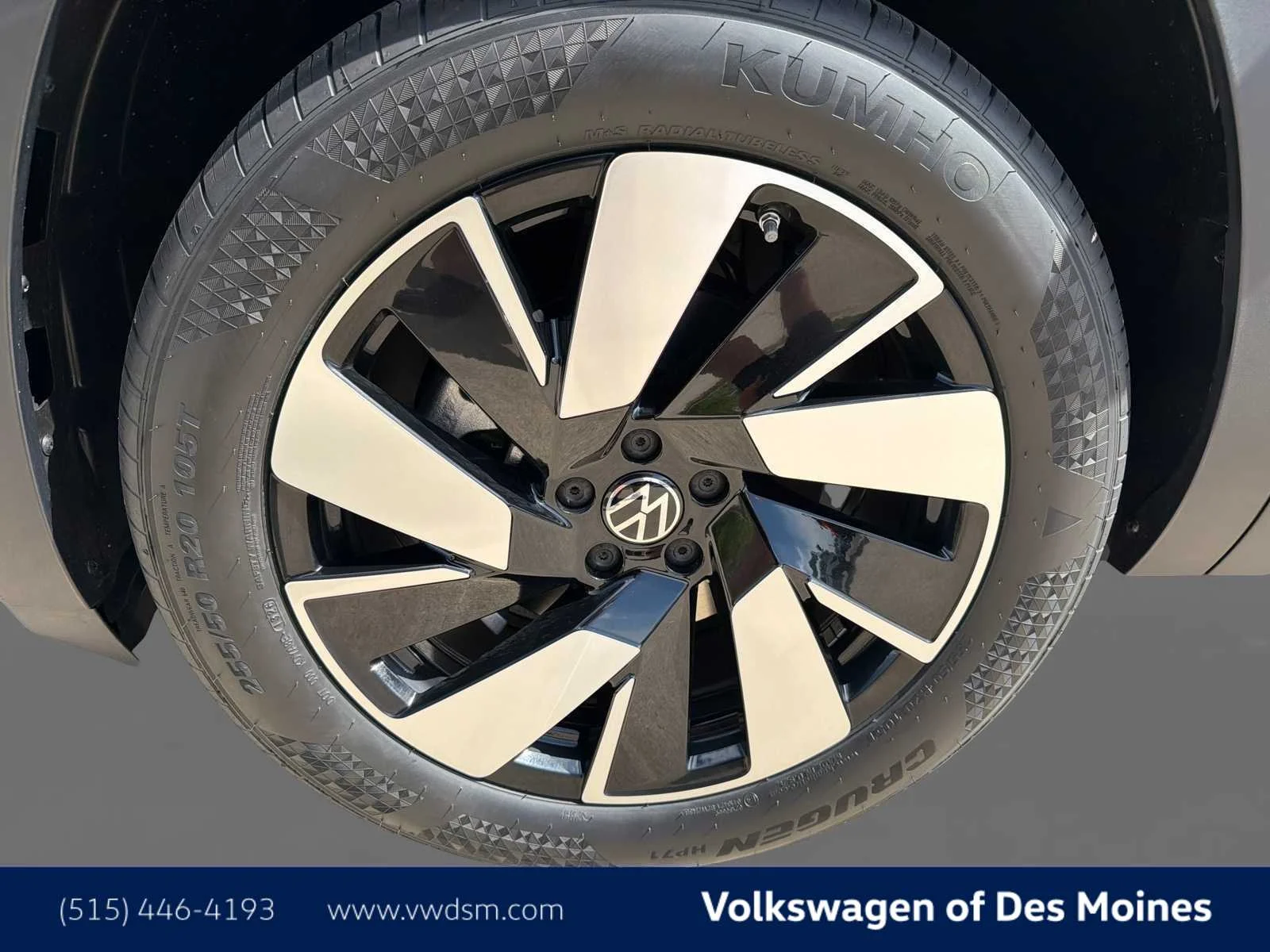 New 2026 Pure Gray Volkswagen 2.0T SE w/Technology image 8