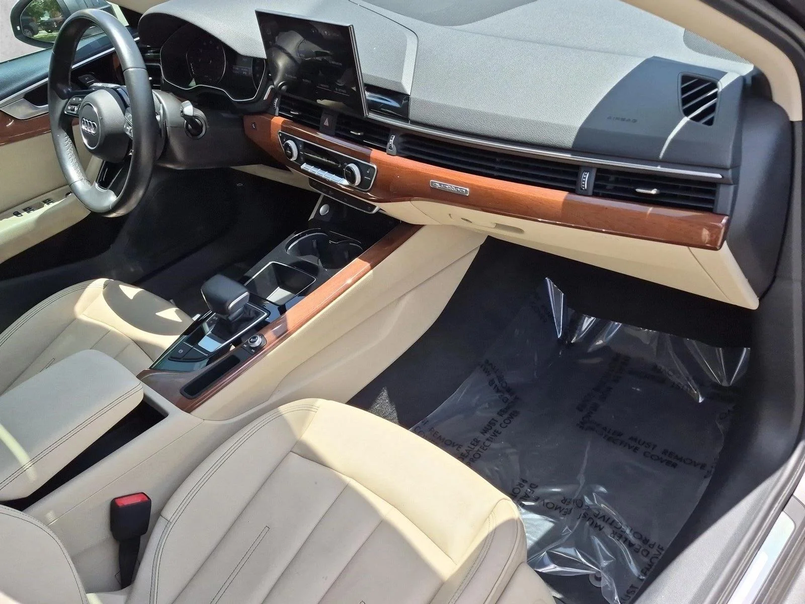 Used 2022 Florett Silver Metallic Audi Premium image 22