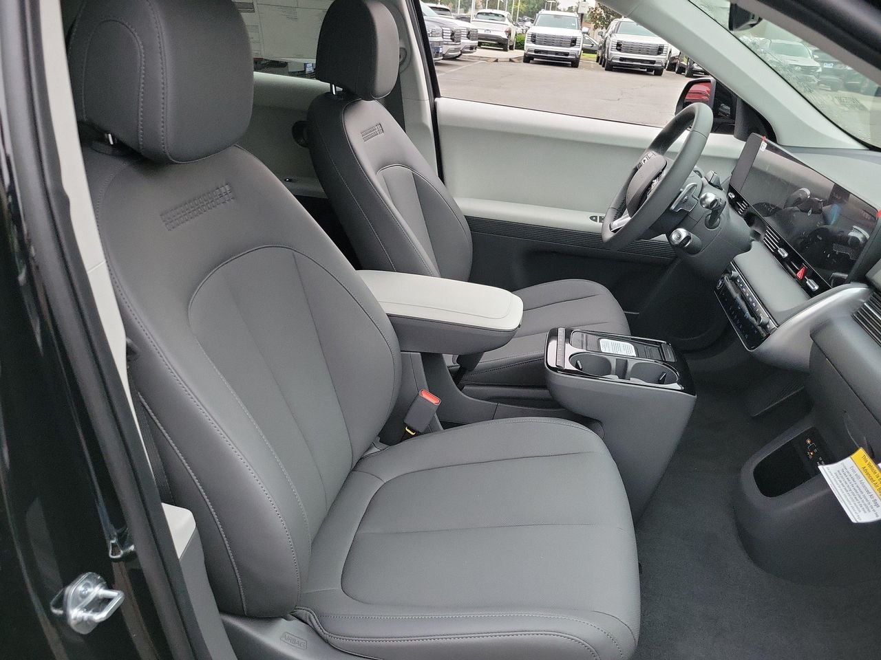 New 2027 Abyss Black Hyundai SEL image 19