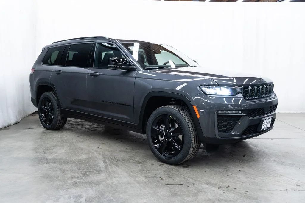 2026 Jeep Grand Cherokee L Limited 4x4's photo