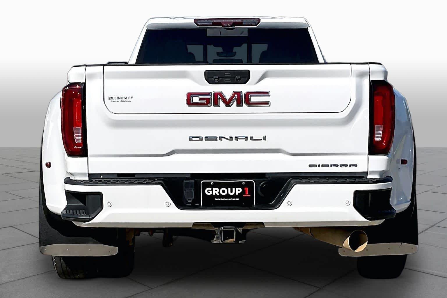 Used 2021 Summit White GMC Denali image 5