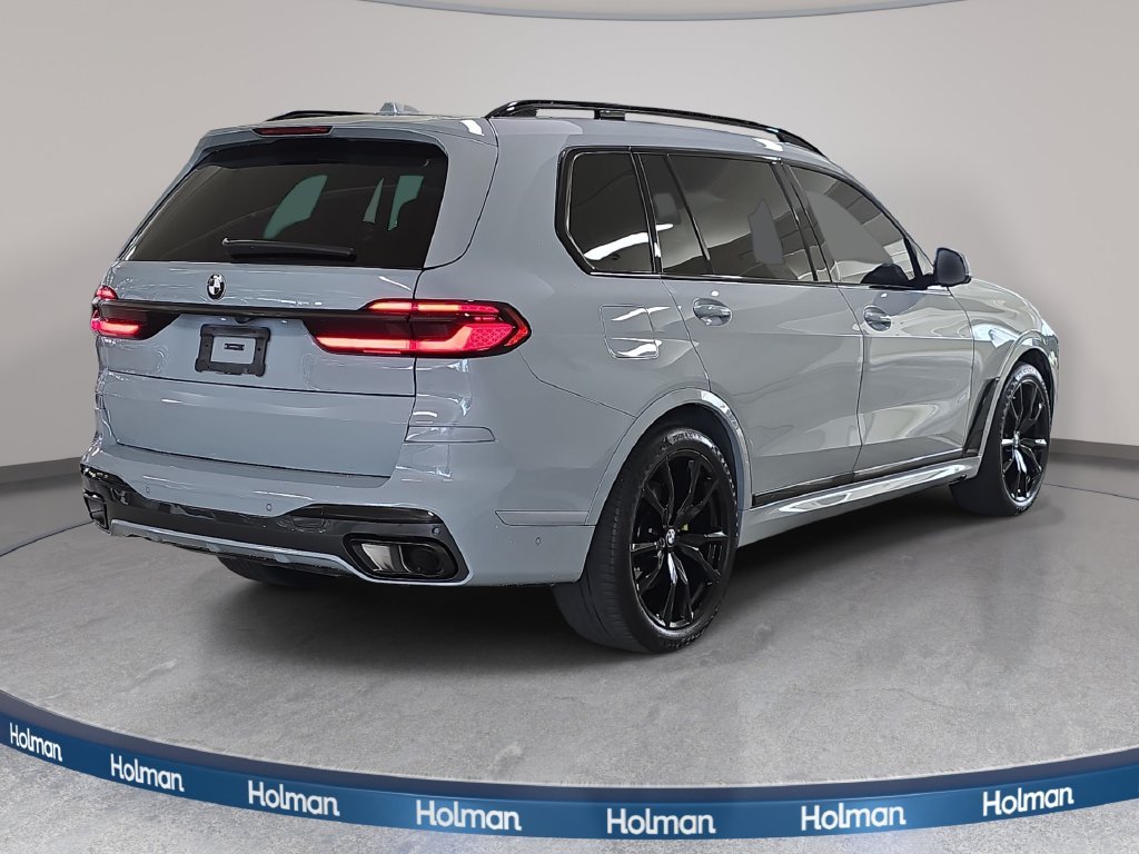 Used 2024 Brooklyn Grey Metallic BMW xDrive40i image 7