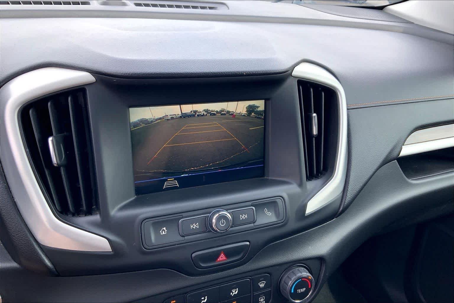 Used 2019 Ebony Twilight Metallic GMC SLE image 27