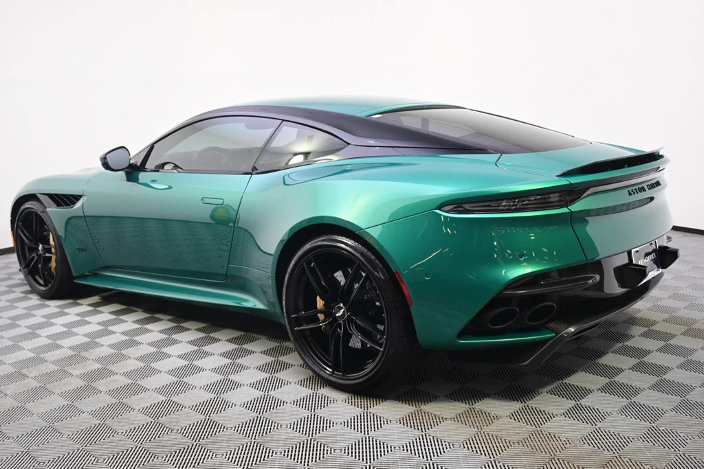 Used 2023 Green Aston Martin NA image 3