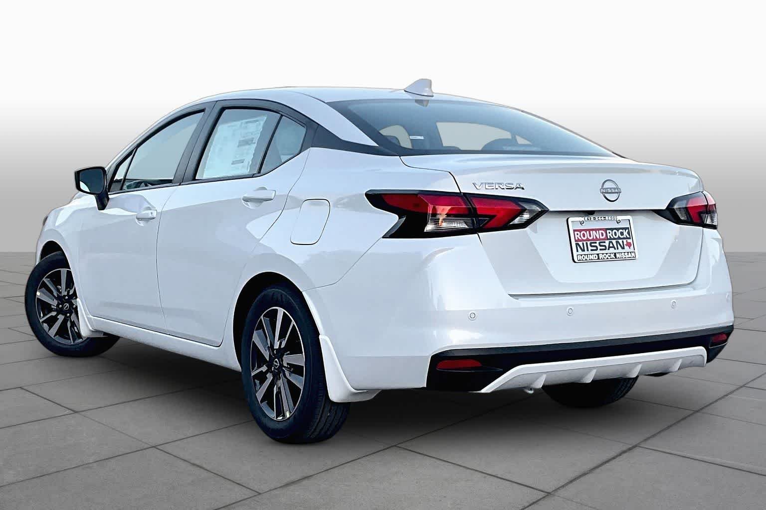 2025 Nissan Versa Sedan SV - Photo 7