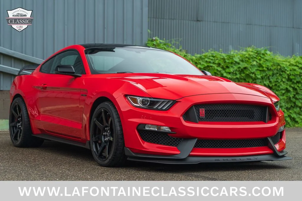 Used 2017 Red Ford Shelby GT350R image 47