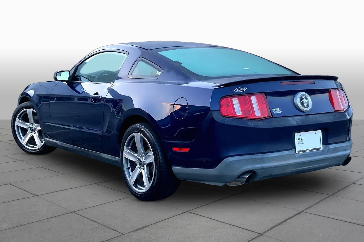 Used 2011 Kona Blue Metallic Ford V6 image 9
