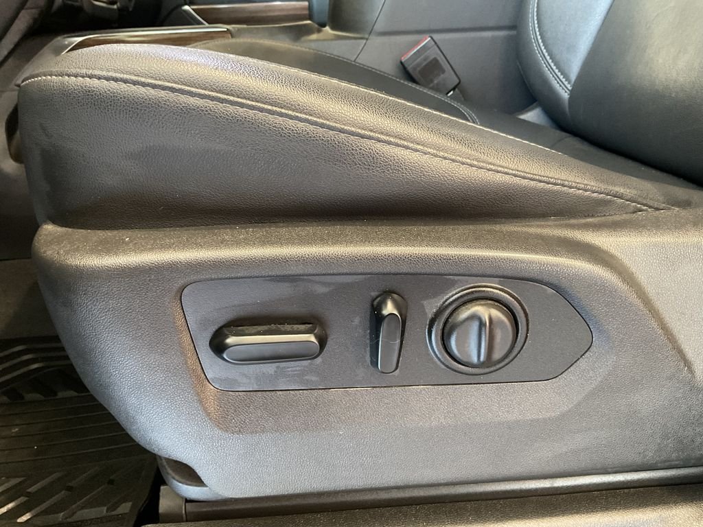 Used 2021 Blue Chevrolet RST image 16