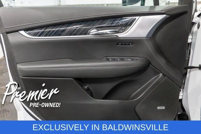 Used 2024 White Cadillac Premium Luxury image 17