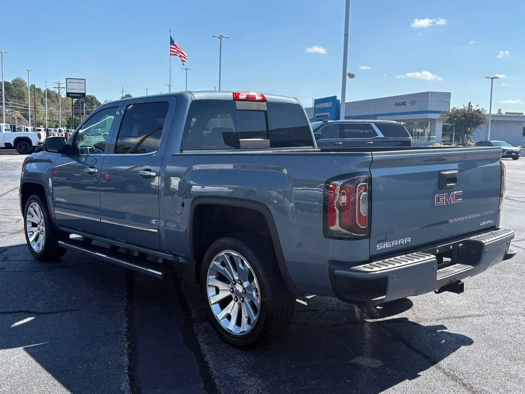 Used 2016 LIGHT STEEL GRAY METALLIC GMC Denali image 4