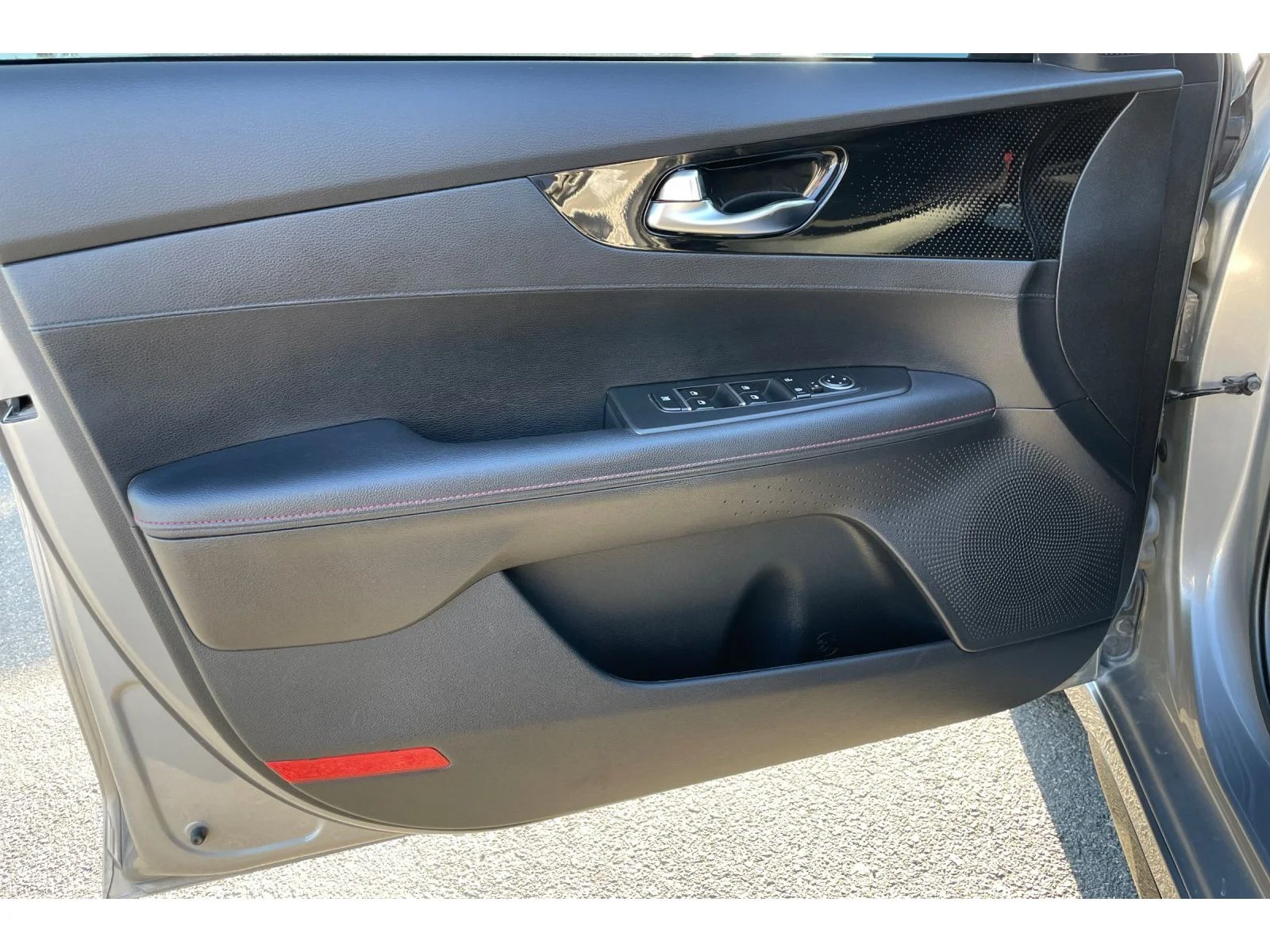 Used 2023 Steel Gray Kia GT image 10
