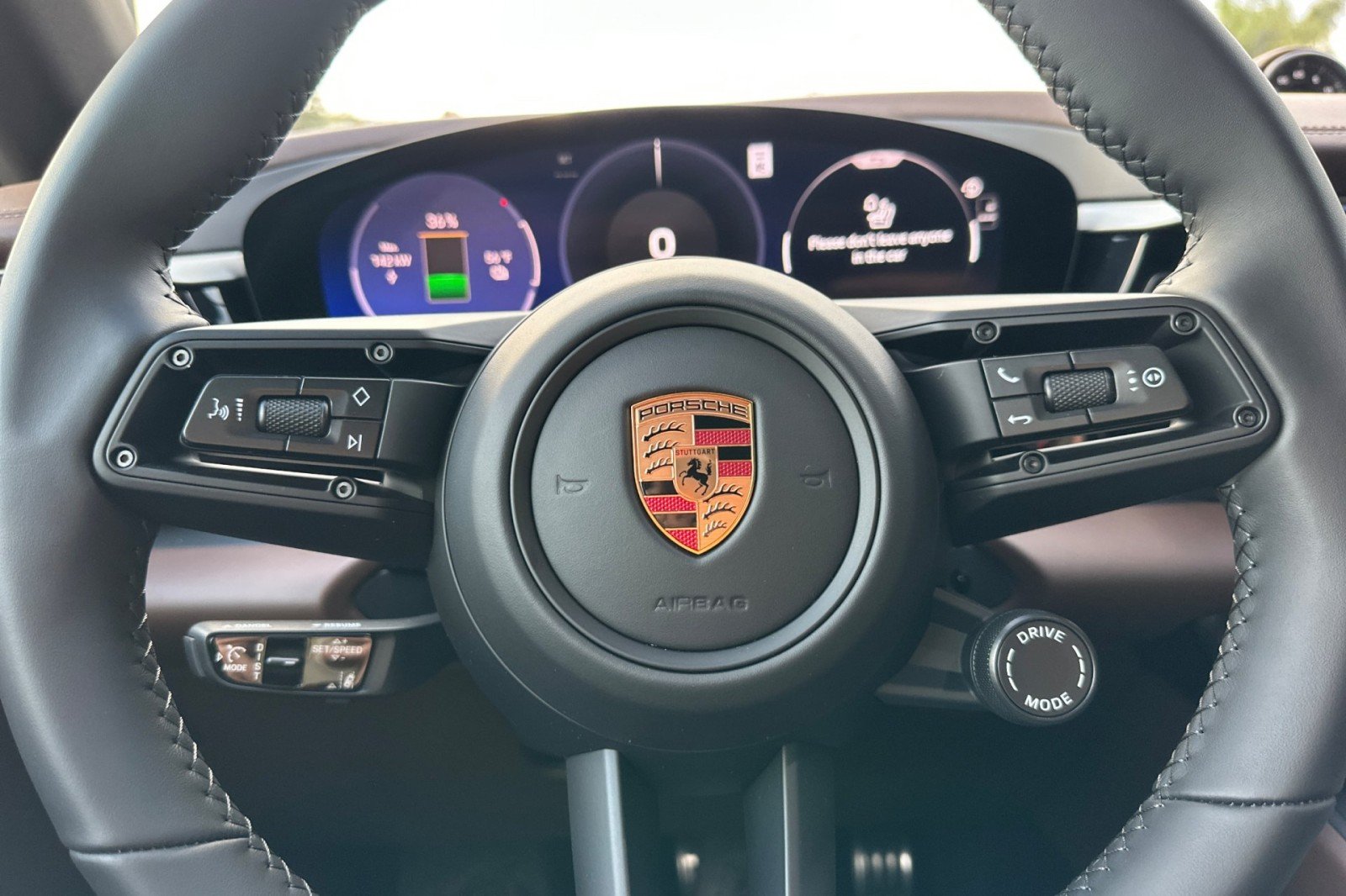 2026 Porsche Macan S - Photo 24