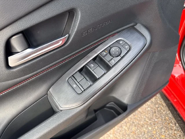 New 2027 Energetic Ember / Super Black Two-tone Nissan SR image 11