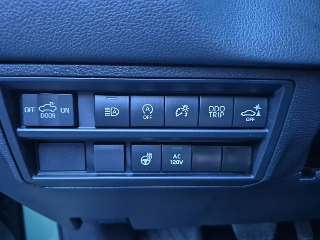Used 2023 Green Toyota Limited image 17