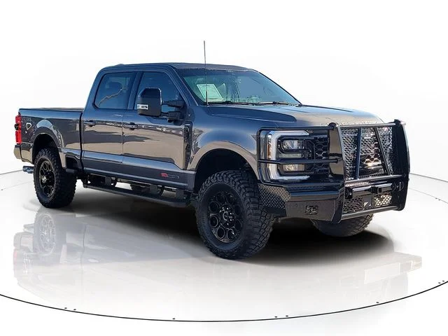 New 2026 Gray Metallic Ford Lariat image 4
