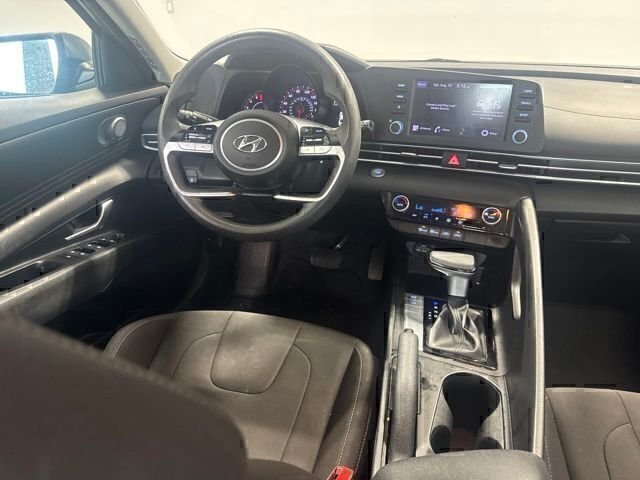 Used 2022 Gray Hyundai SEL image 19