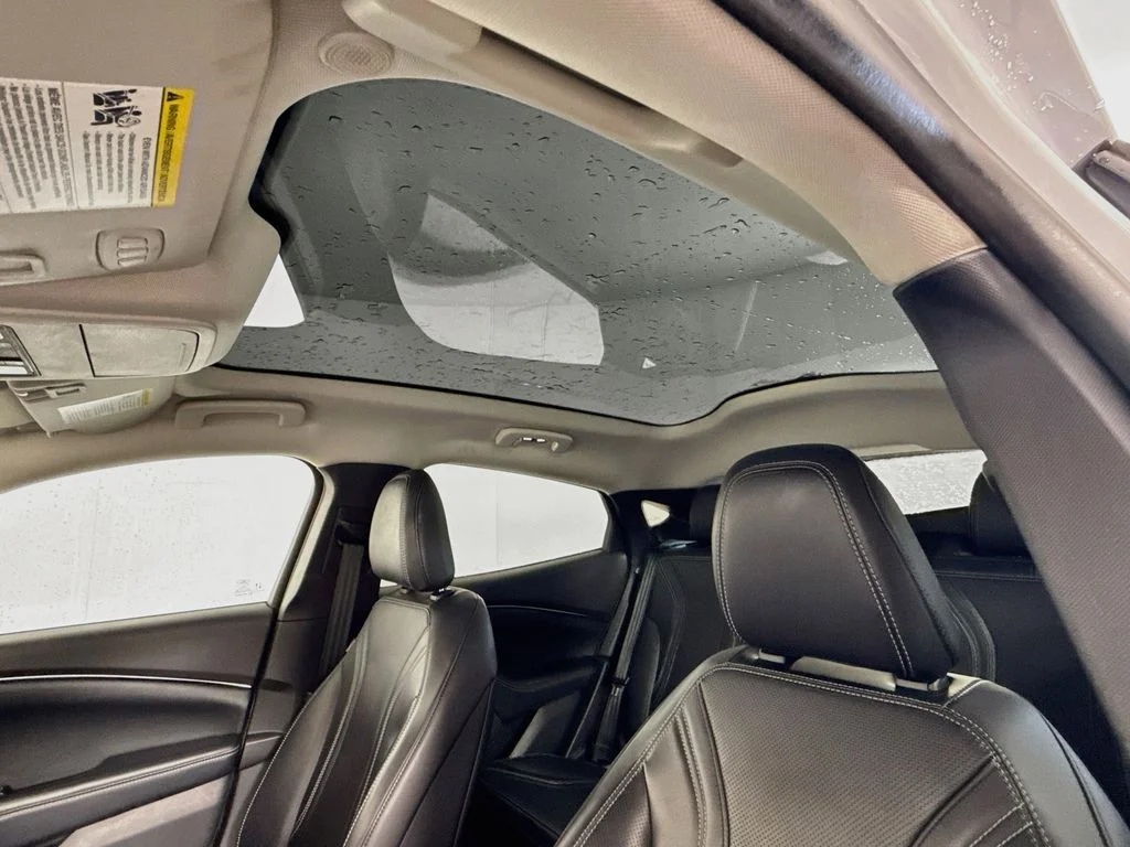 Used 2023 Space White Metallic Ford Premium image 3
