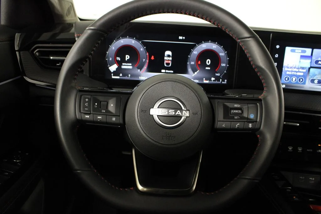 2025 Nissan Kicks SR - Photo 10