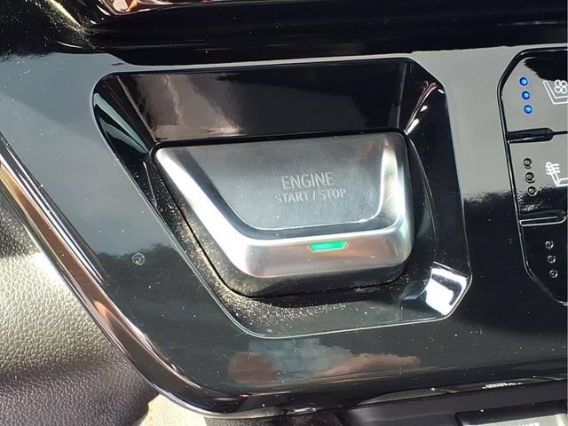 Used 2024 Onyx Black GMC AT4 image 10