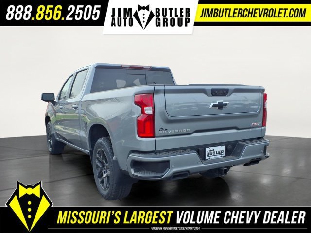 New 2026 Sterling Gray Metallic Chevrolet RST image 2