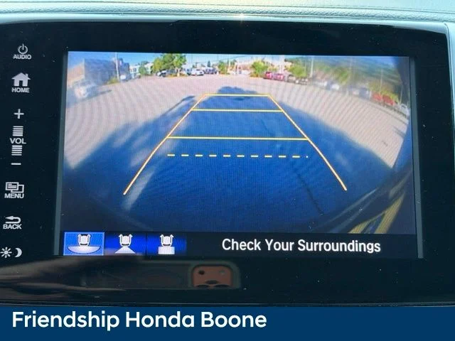 Used 2017 Blue Honda Touring image 28
