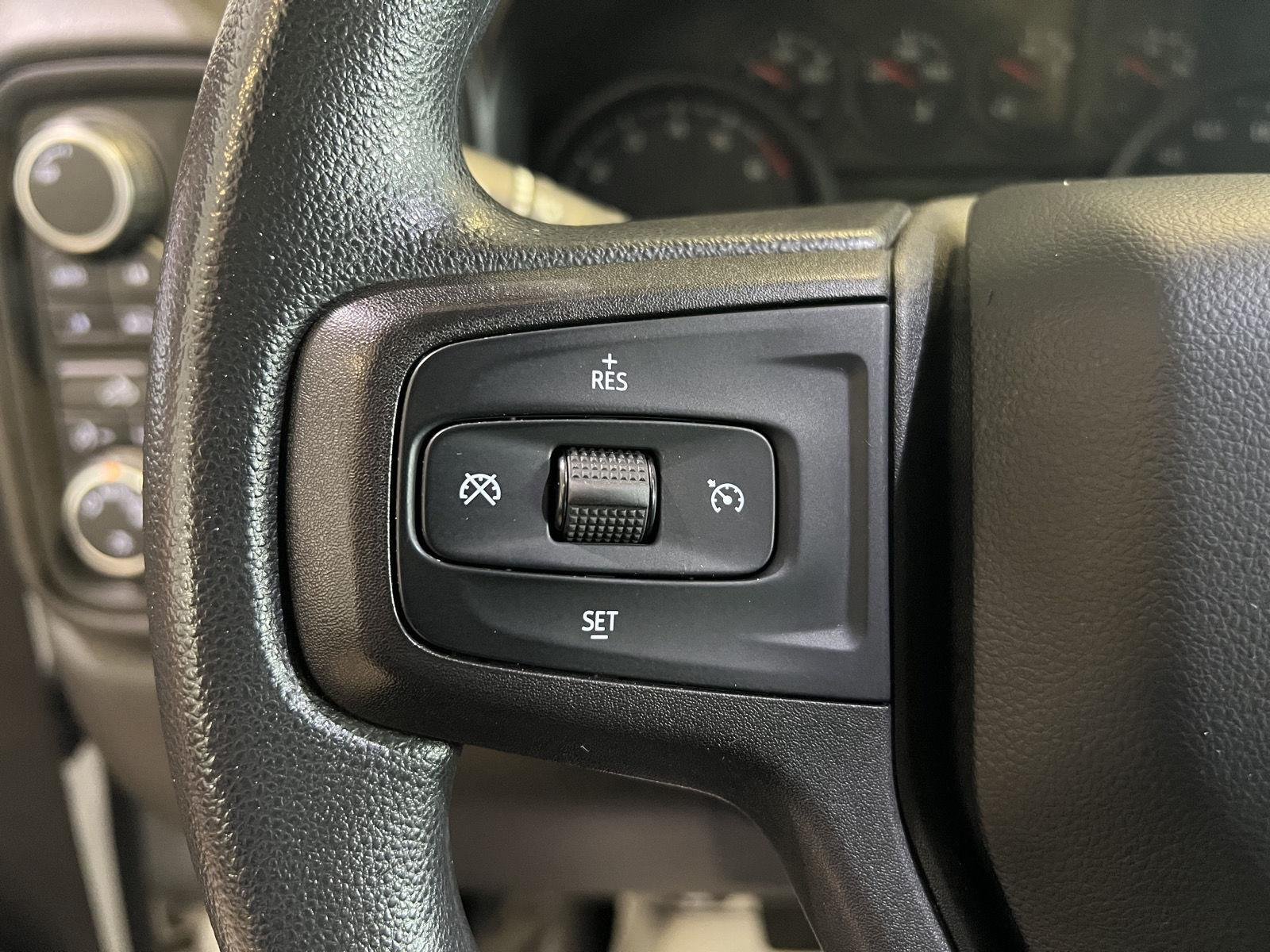 Used 2020 Summit White Chevrolet Work Truck image 16