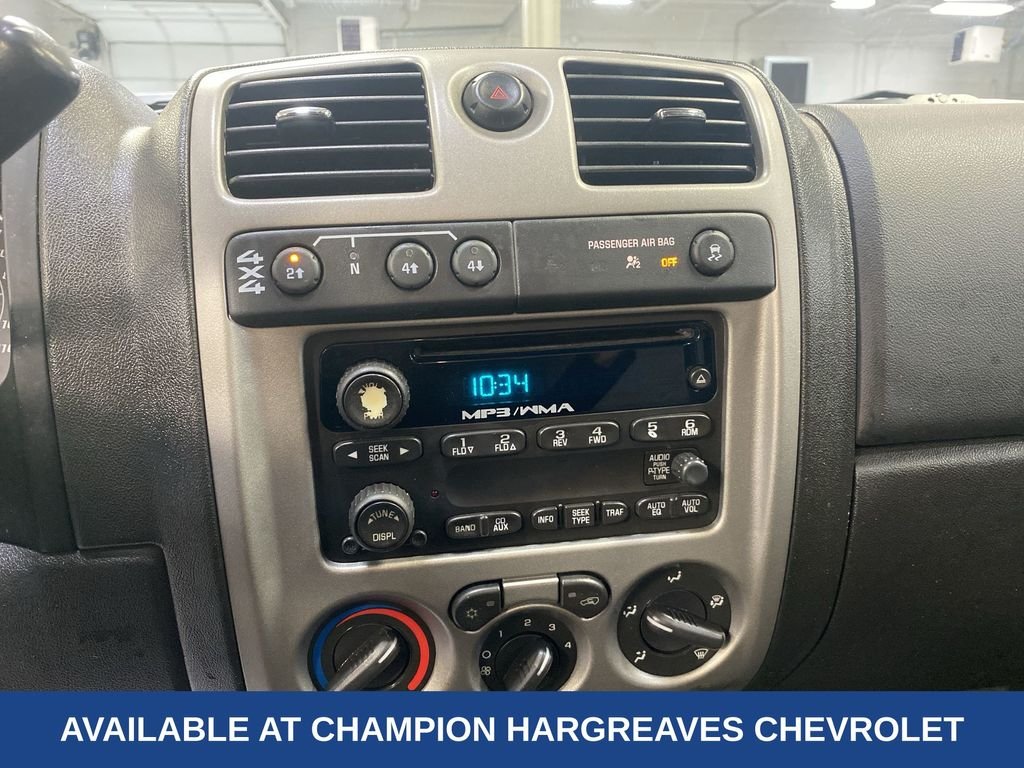 Used 2011 Onyx Black GMC SLE1 image 19