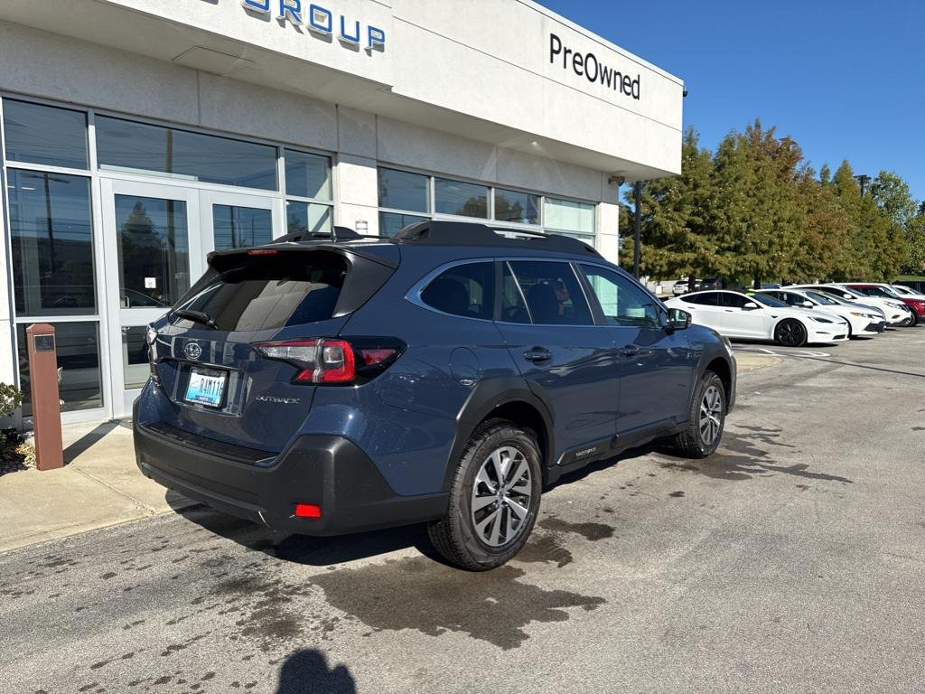 2025 Subaru Outback Premium photo 2