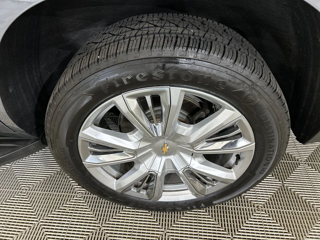 Used 2021 Gray Chevrolet High Country image 10