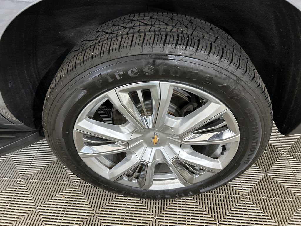 Used 2021 Gray Chevrolet High Country image 10