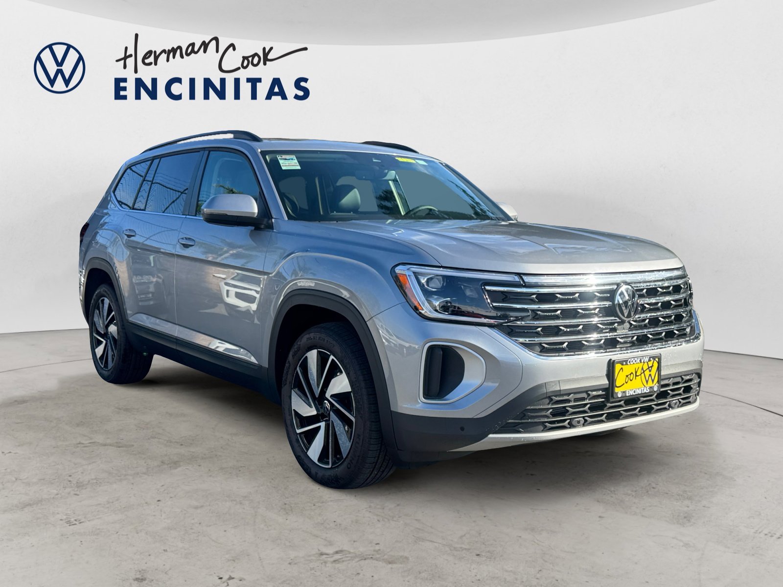 2026 Volkswagen Atlas SE w/Tech - Photo 7