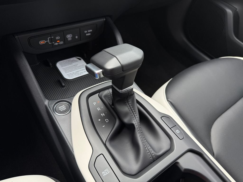 New 2026 Snow White Pearl Kia GT-Line image 29