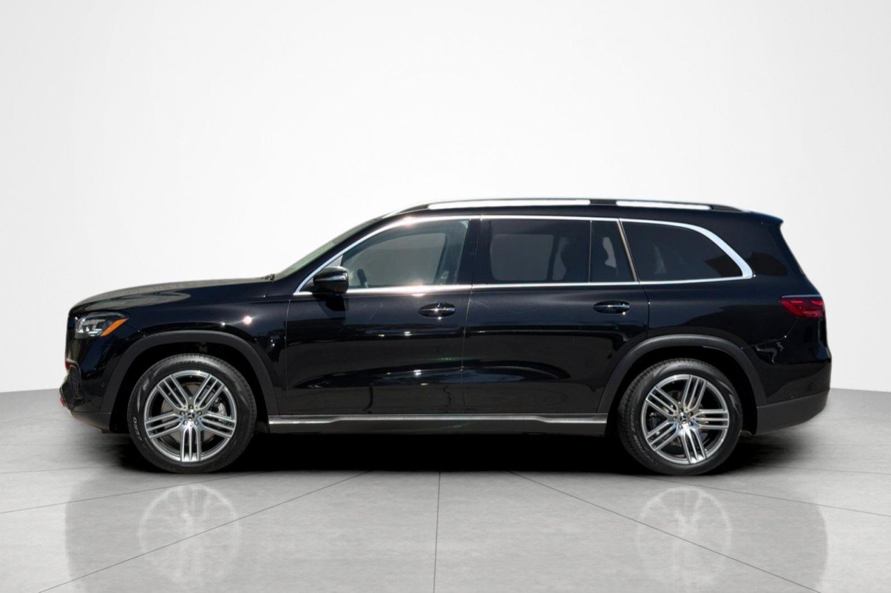 Used 2026 OBSIDIAN BLACK METAL Mercedes-Benz GLS 450 image 2