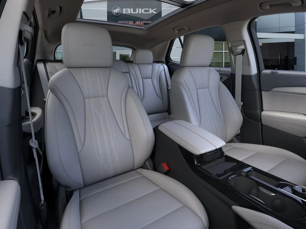 New 2026 Iridescent White Tricoat Buick Avenir image 16
