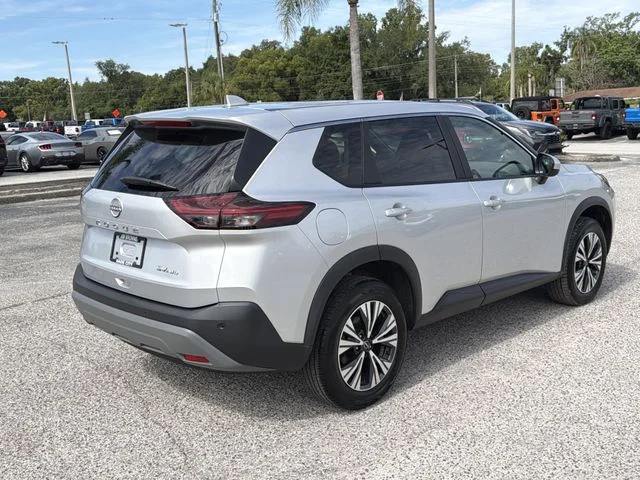 Used 2023 Silver Nissan SV image 4